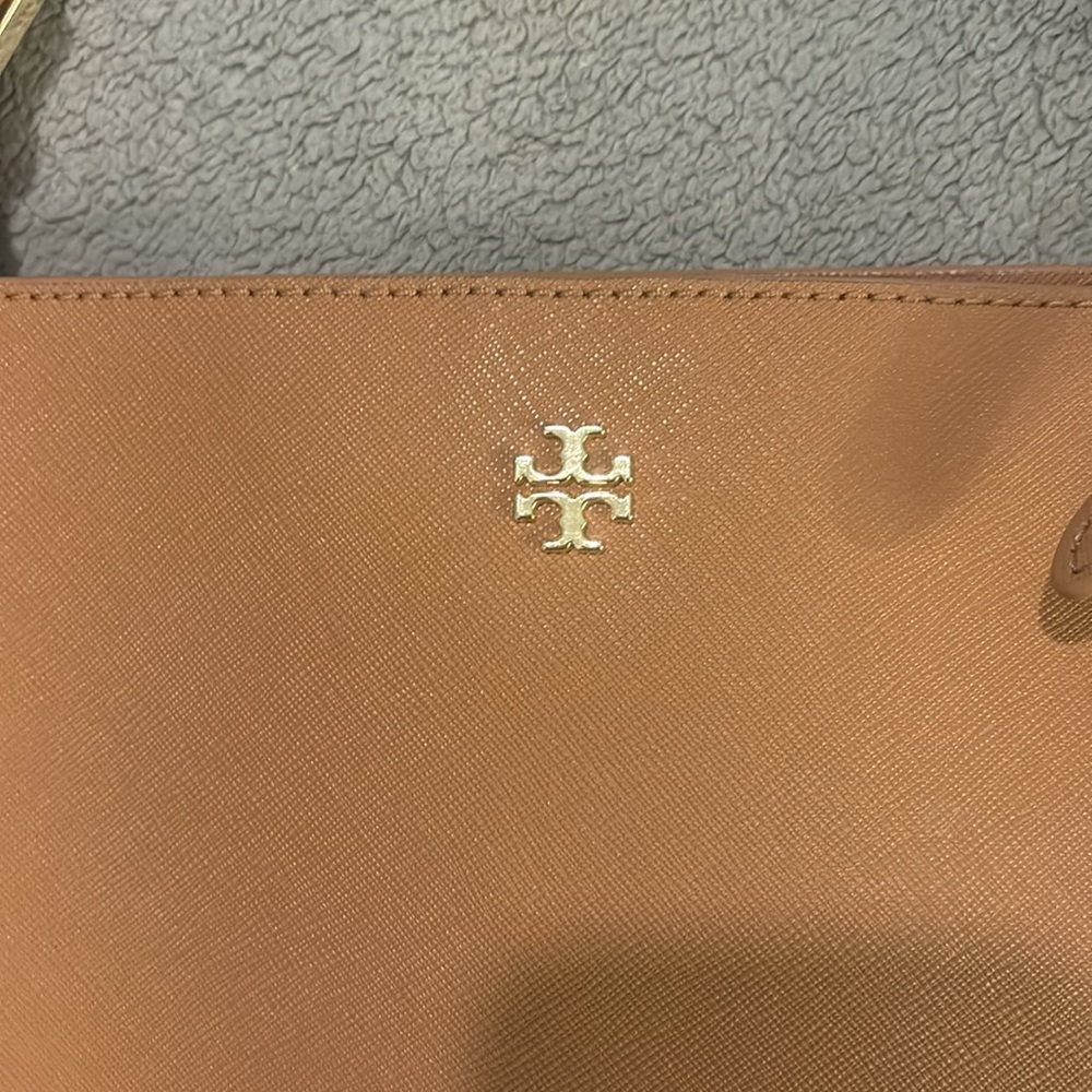 - Tory Burch light brown bag - Picture 2 of 9